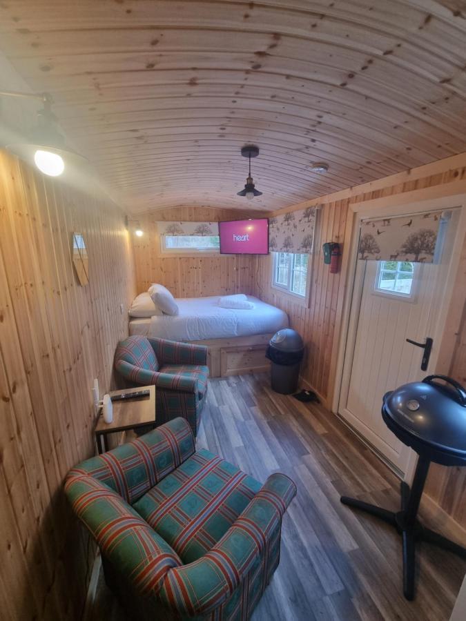 Blair Snug Hut Lägenhet Kelty Exteriör bild